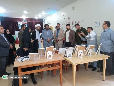 گرامیداشت دهه مبارک فجر در مراکز فرهنگی هنری کانون خوزستان(۳)