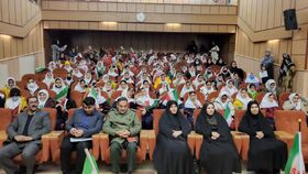 اجرای ویژه برنامه " جشن انقلاب " در کانون  استان ایلام