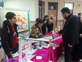 گزارش تصویری راه‌اندازی نمایشگاه دستاوردهای علمی کودکان و نوجوانان توسط کانون سرپل‌ذهاب