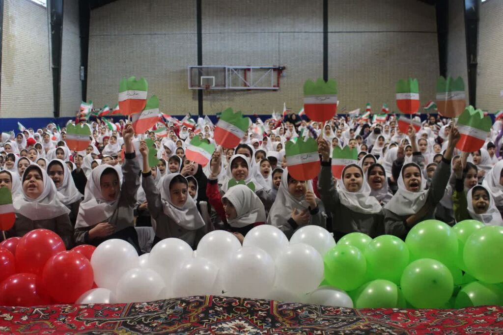 جشن انقلاب جشن بزرگ سالگرد پیروزی انقلاب اسلامی در ایلخچی
