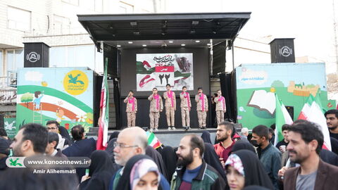 حضور کانون در راهپیمایی ۲۲ بهمن با شش تماشاخانه سیار