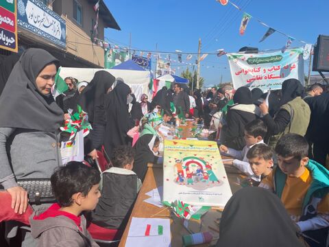 حماسه حضور کودکان ونوجوانان در غرفه کانون پرورش فکری در 22 بهمن در شهرهای استان مازندران