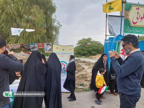 حضور فعال کانون استان بوشهر در راهپیمایی یوم الله ۲۲بهمن (2)
