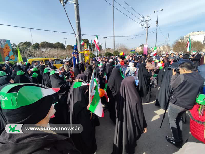 راهپیمایی کودکان در چهل و پنجمین جشن پیروزی انقلاب اسلامی 