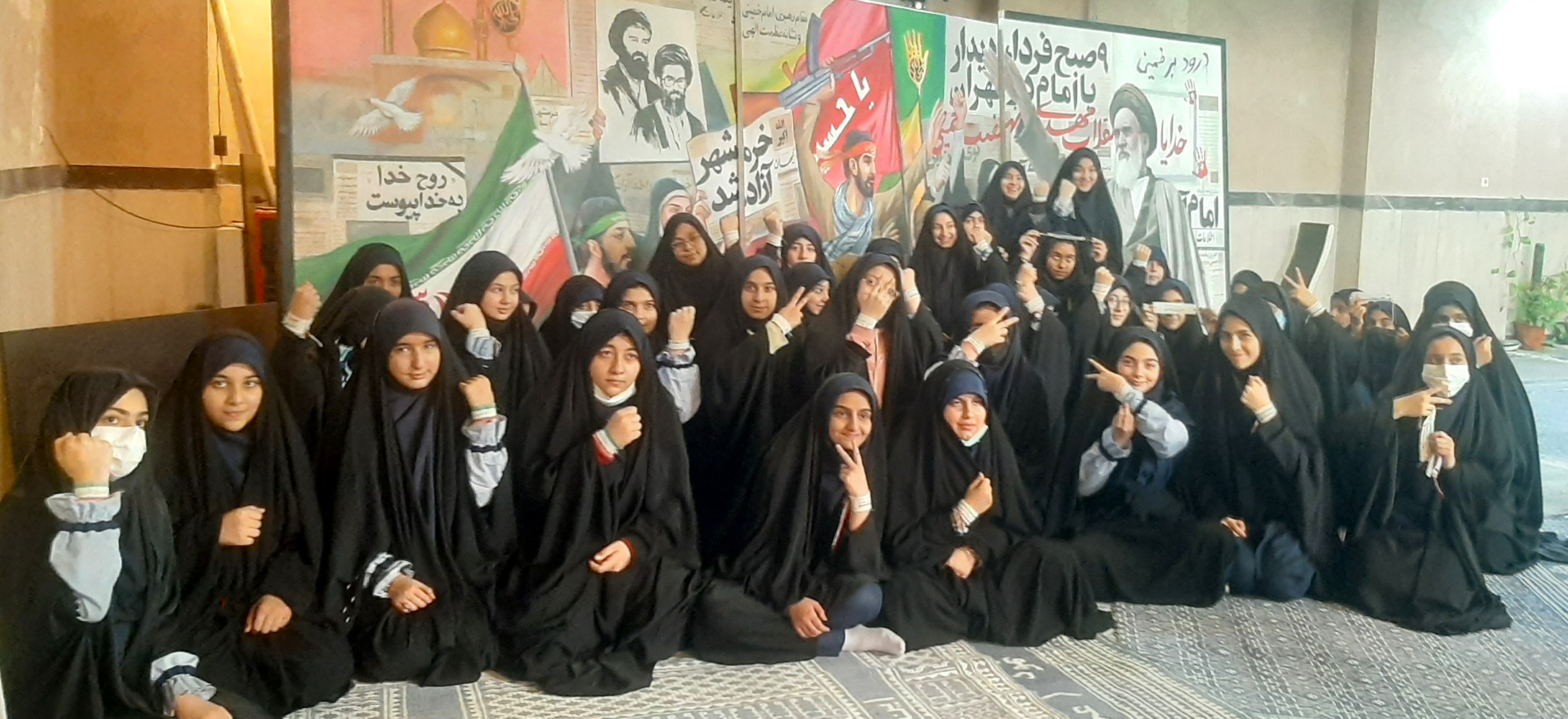 معرفی سیره امام خمینی (ره) توسط مربیان کانون استان تهران