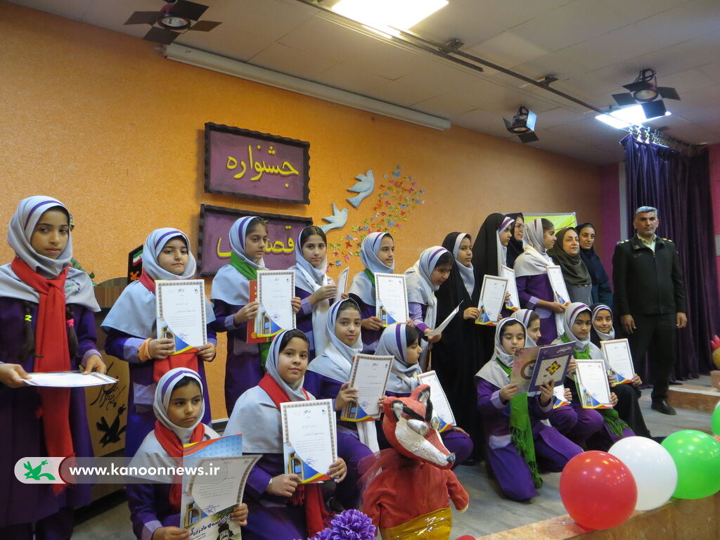 دوازدهمین دوره جشنواره قصه گویی انقلاب در مرکز فرهنگی برازجان برگزار شد