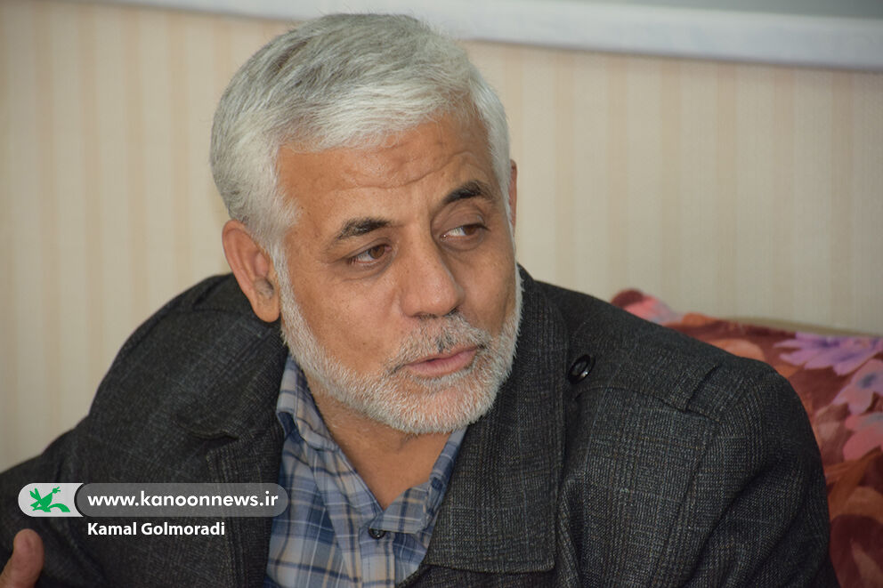 تجلیل مدیرکل کانون لرستان از خانواده شهید