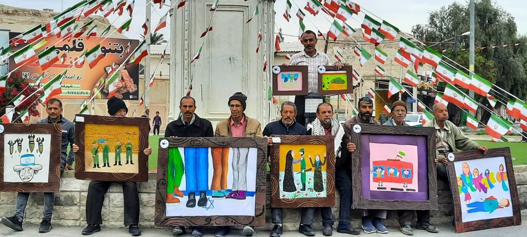 سیزدهمین ویژه برنامه "انقلاب از نگاه من، پدربزرگ و مادربزرگ"  و ویژه برنامه " نمایشگاه سیار انقلاب از نگاه بچه ها" در مرکز لارستان