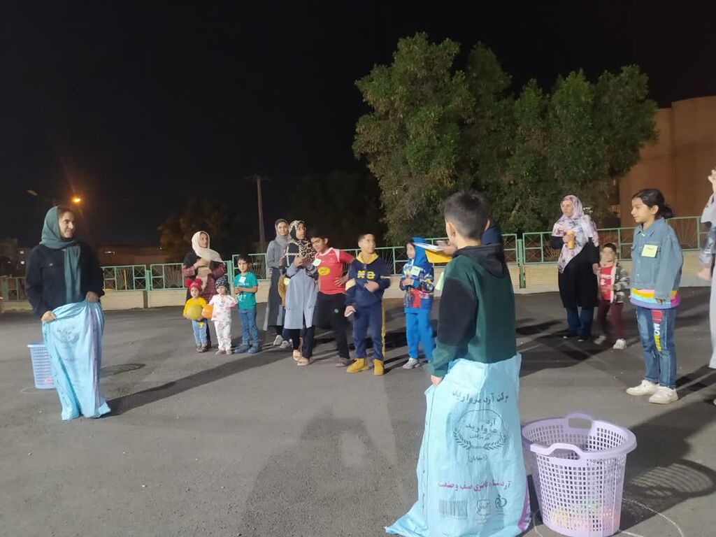 مسابقهی بازی های حرکتی در مرکز فراگیر بندرعباس برگزار شد