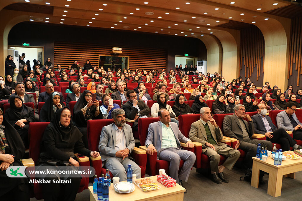 آیین نکوداشت مصطفی رحماندوست در کرمان برگزار شد