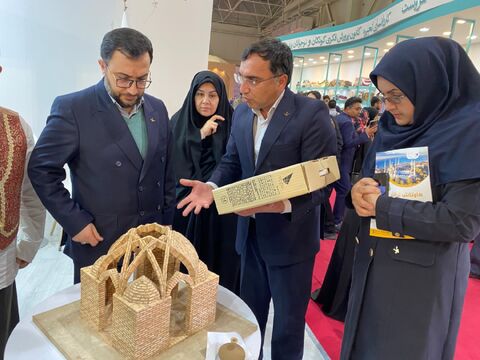 بازدید مدیرعامل کانون از نمایشگاه بینالمللی گردشگری و صنایع وابسته تهران