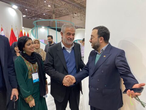 بازدید مدیرعامل کانون از نمایشگاه بینالمللی گردشگری و صنایع وابسته تهران