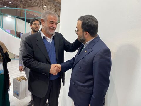 بازدید مدیرعامل کانون از نمایشگاه بینالمللی گردشگری و صنایع وابسته تهران