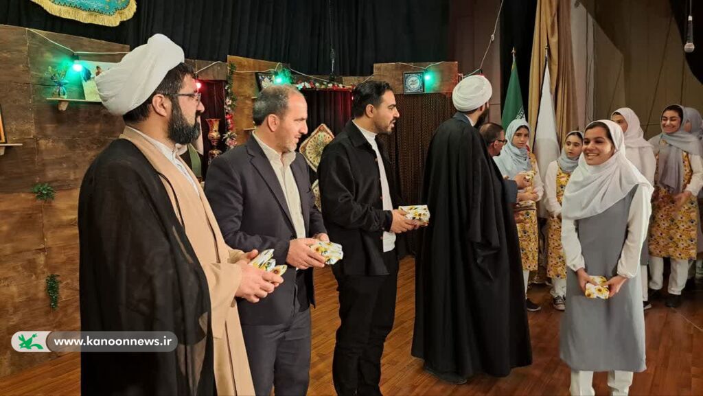 مرحله استانی دومین جشنواره ملی سرود آفرینش در زنجان با اعلام برگزیدگان به کار خود پایان داد