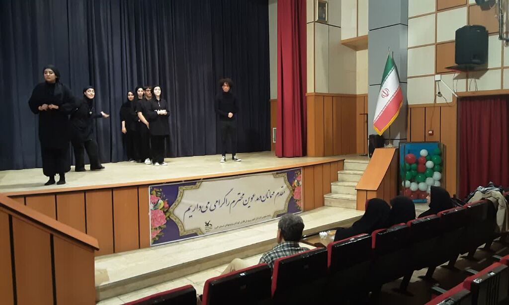 حمایت کانون از فعالیتها و آثار هنرمندان بومی حوزهی کودک