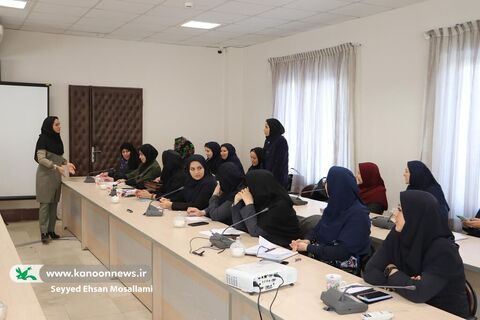 کارگاه آموزشی فن بیان و آیین سخنوری ویژه مربیان کانون گلستان