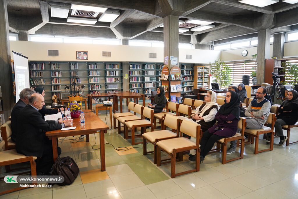 ضرورت بیان تاریخ برای کودکان به زبان ساده، روان و مصور