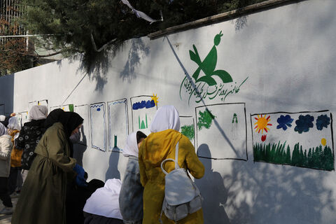 اجرای نقاشی دیواری کودکان و نوجوانان ساروی با موضوع مهدویت