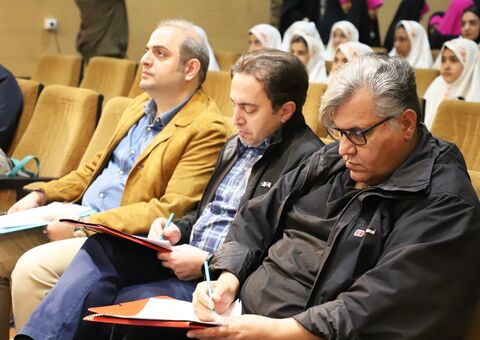 گزارش تصویری برگزاری مرحله استانی دومین جشنواره ملی سرود آفرینش«نغمههای روشن فردا» در مجتمع کانون استان قزوین