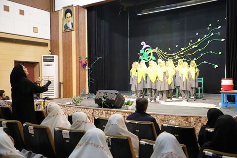 گزارش تصویری برگزاری مرحله استانی دومین جشنواره ملی سرود آفرینش«نغمههای روشن فردا» در مجتمع کانون استان قزوین