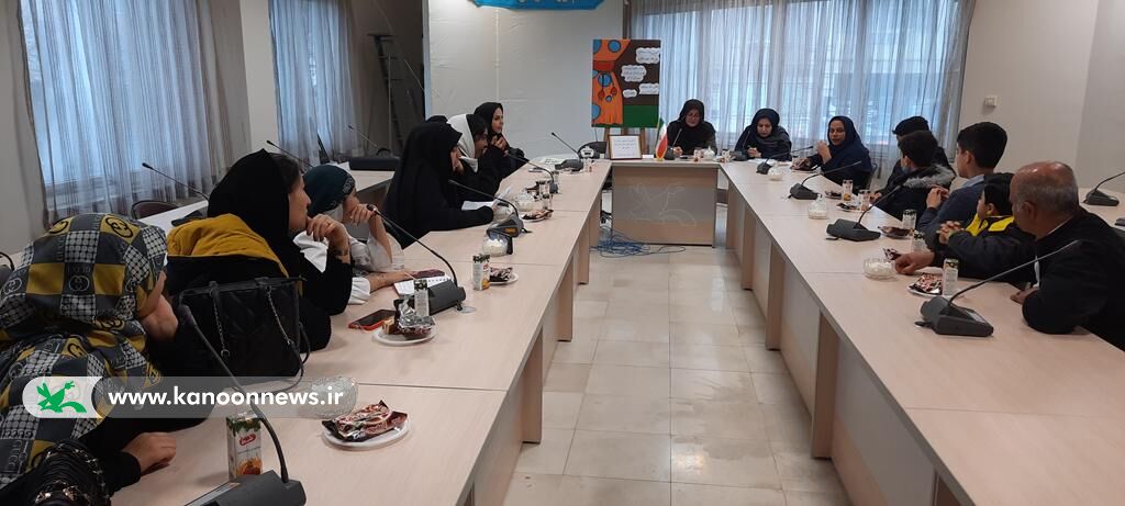 مسابقهی مشاعره و شعرخوانی مراکز فرهنگی هنری استان