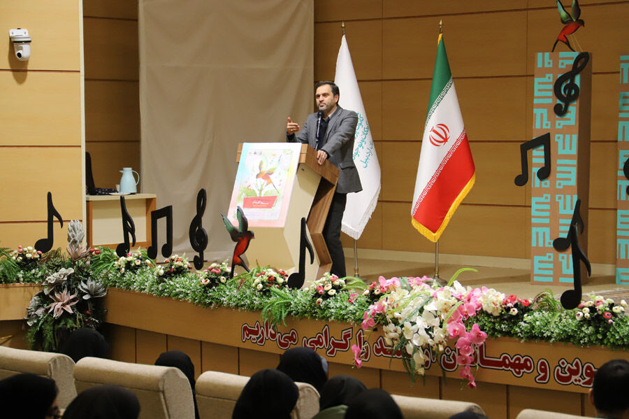 دومین جشنواره ملی سرود آفرینش برگزیدگان خود در اردبیل را معرفی کرد