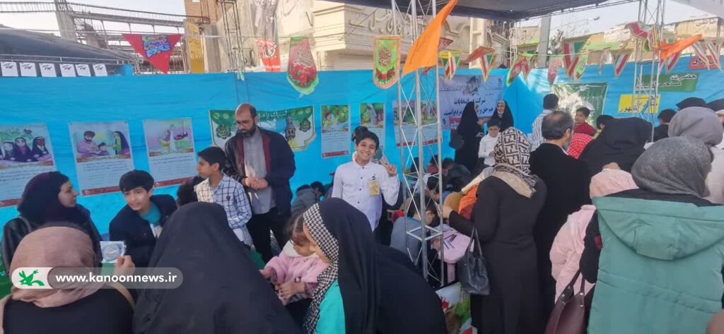شوق انتظار کودکان و نوجوانان در جشن نیمه شعبان