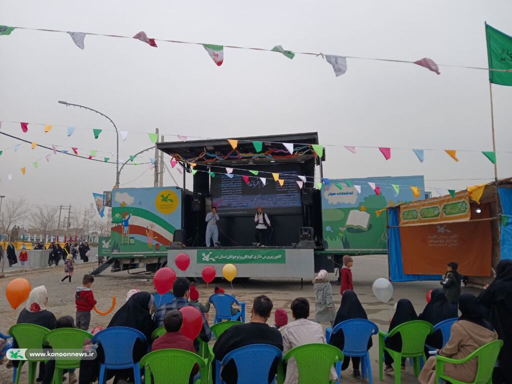 تجمع بزرگ کودکان مهدوی همزمان در مسجد مقدس جمکران و مزار مطهر احمدبن اسحاق برگزار شد