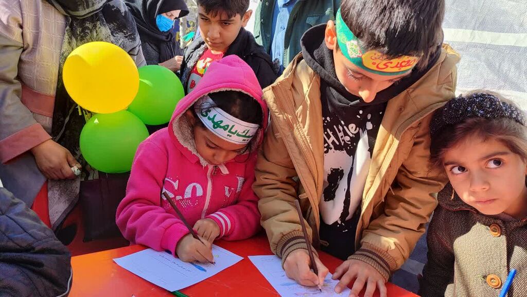 افتتاح ایستگاه های هنری وادبی کانون ایلام باحضور استاندارو مدیرکل سازمان تبلیغات اسلامی و مسئولین استان در جشن بزرگ نیمه شعبان