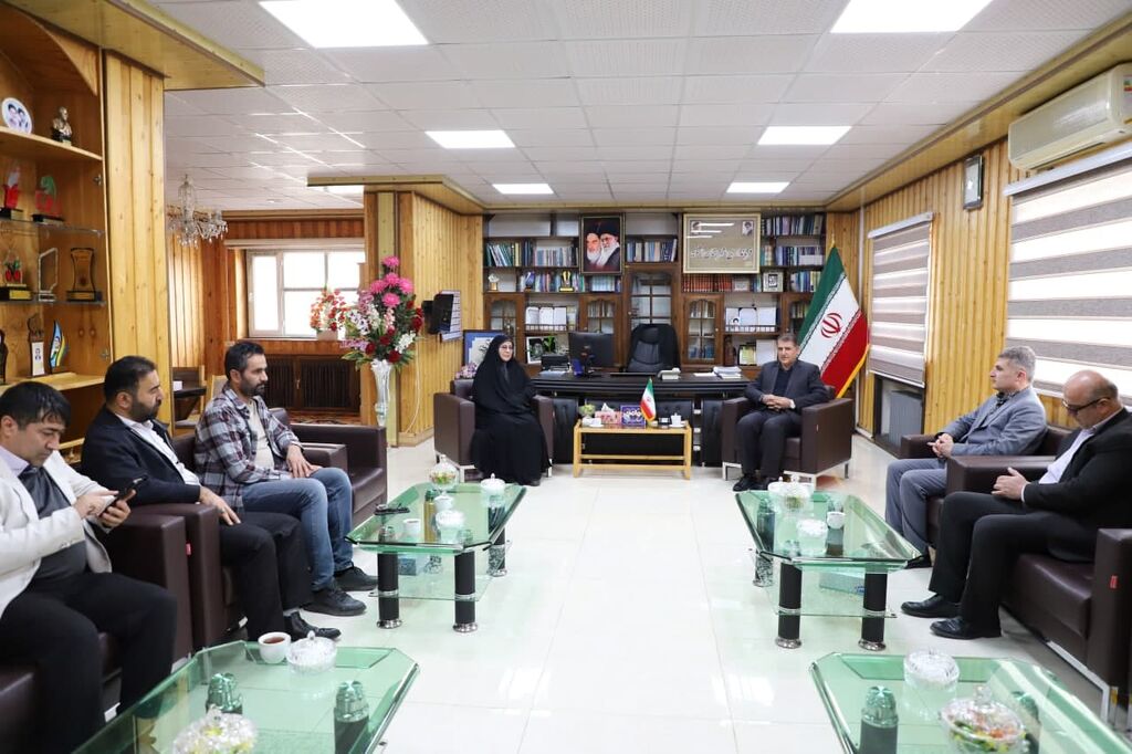 دیدار مدیرکل کانون پرورش فکری کودکان و نوجوانان آذربایجانغربی و فرماندار اشنویه