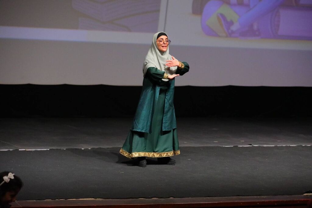 استقبال از قصه‌گویی مربی کانون در جشنواره «شهاب» عراق