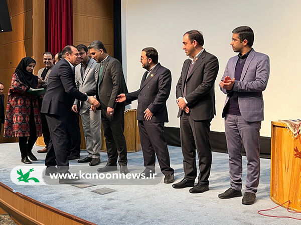 انتصاب مدیر کانون زبان قم "مسلم محمدی" به عنوان سرپرست جدید کانون زبان استان قم منصوب شد