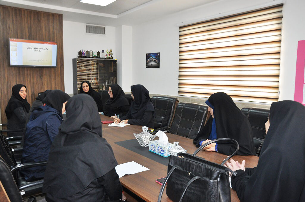 دومین جلسه‌ی کارگروه توسعه‌ی مدیریت کانون البرز برگزار شد
