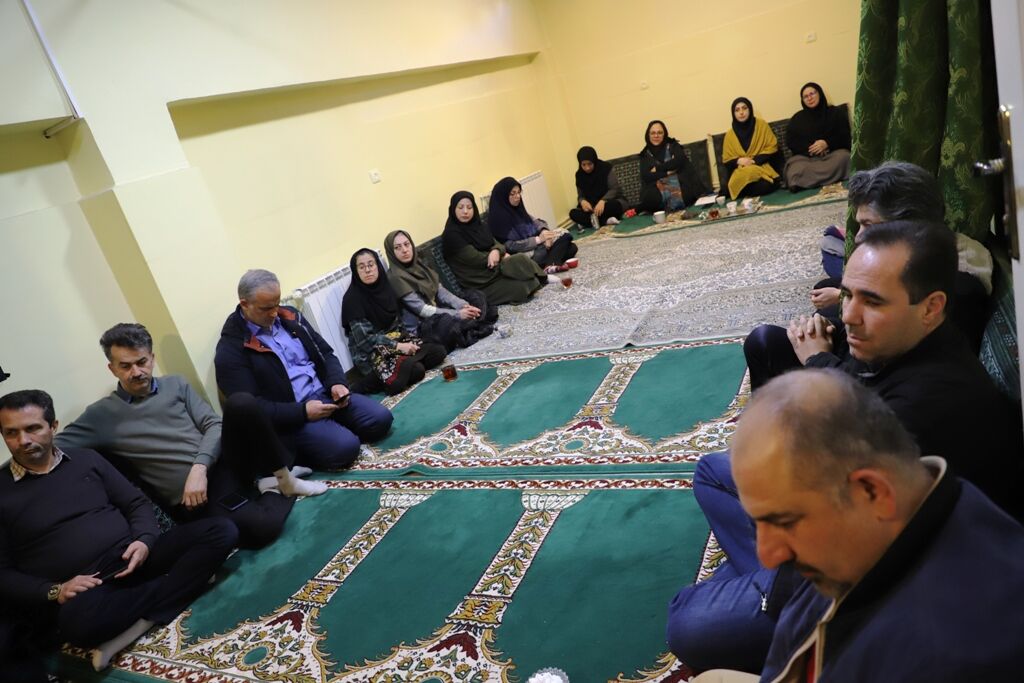 نشست«اهمیت انتخابات، مشارکت حداکثری و انتخاب اصلح» در کانون استان قزوین