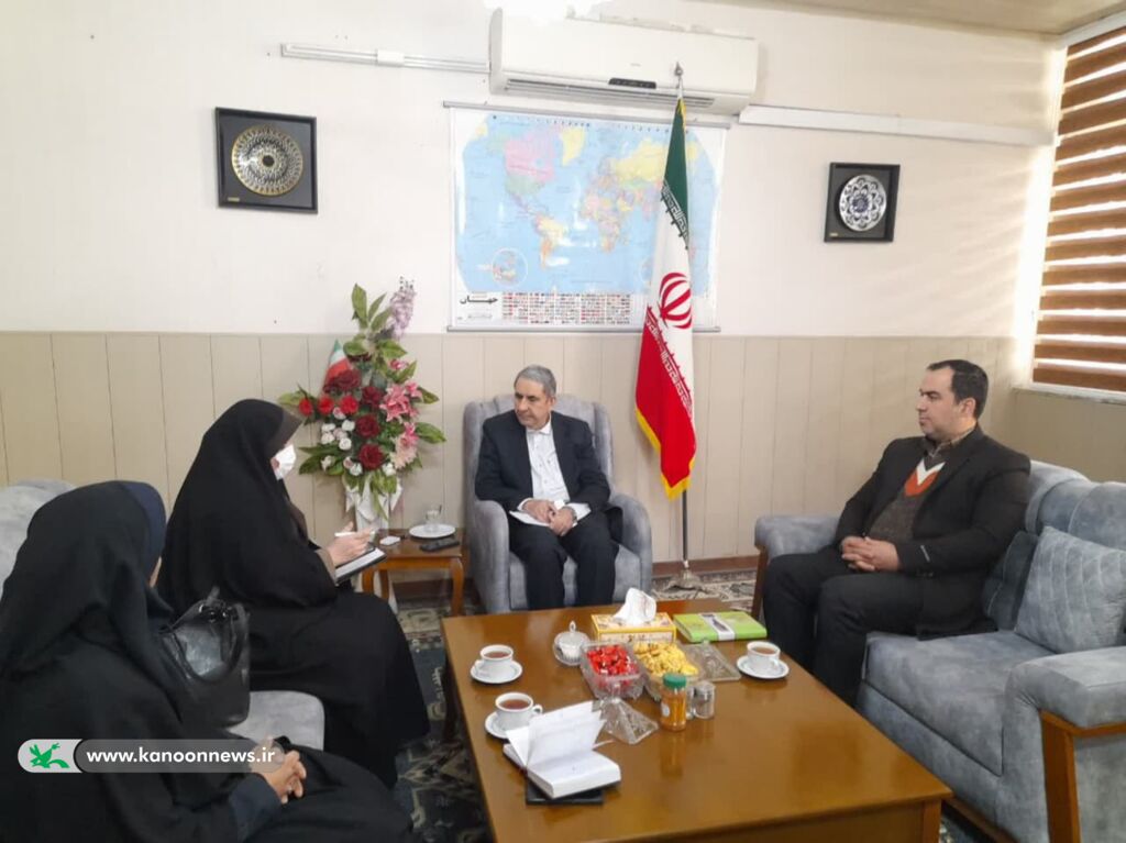 دیدار مدیرکل کانون با رئیس نمایندگی وزارت امور خارجه در استان گلستان