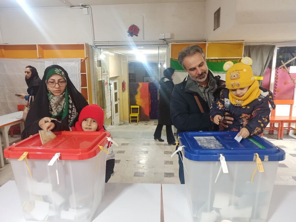 11 اسفند روزمشق سیاسی کودکان و نوجوانان