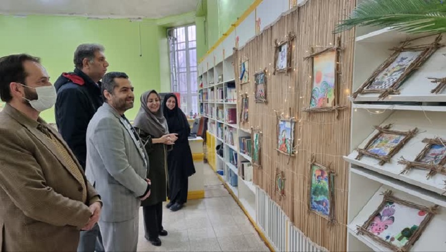 برگزاری نمایشگاه(برگهای زرد، حرفهای سبز) در مرکز شماره ۳ کانون استان اصفهان