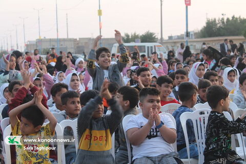 استقبال پرشور مردم خرمشهر از تماشاخانه سیار کانون پرورش فکری کودکان و نوجوانان