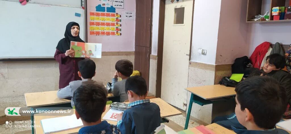 کاشت درخت و گرامیداشت روز درختکاری در آزادشهر و رامیان