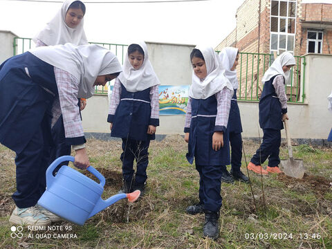 مراسم روز درختکاری در مراکز کانون استان اردبیل