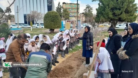 گرامی‌داشت روز درخت‌کاری با کاشت نهال در کانون کرمان