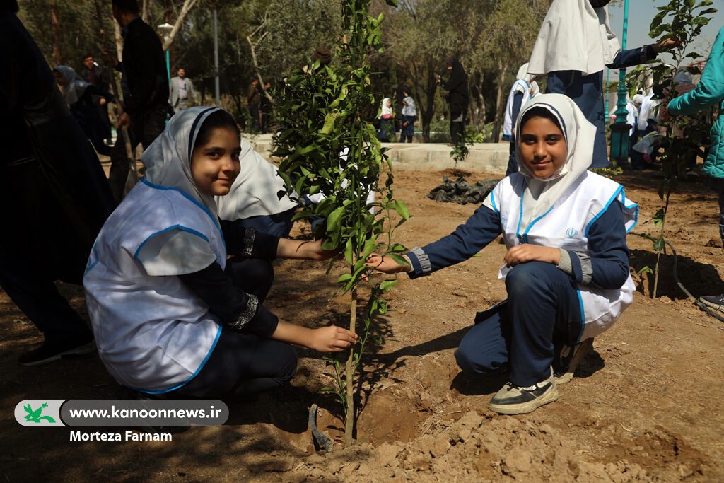 اجرای برنامه ملی سفیران سبز کانون پرورش فکری کودکان و نوجوانان در یزد