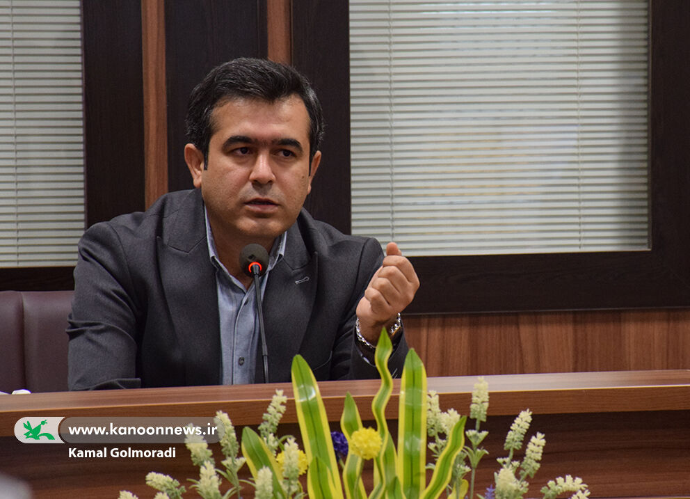 توسعه مراکز کانون زبان لرستان به کمک کانون پرورش فکری