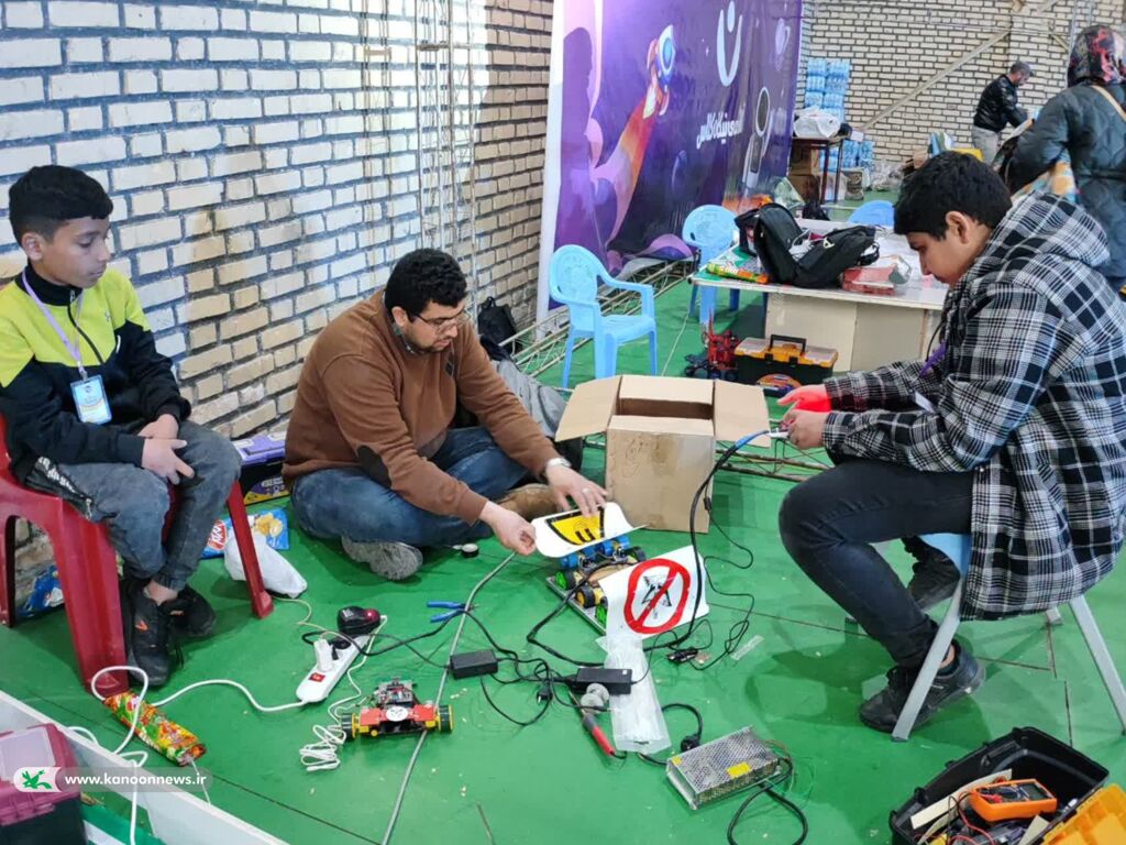 اولین دوره‌ی مسابقات رباتیک جام golcup۲۰۲۴ استان گلستان برگزار شد