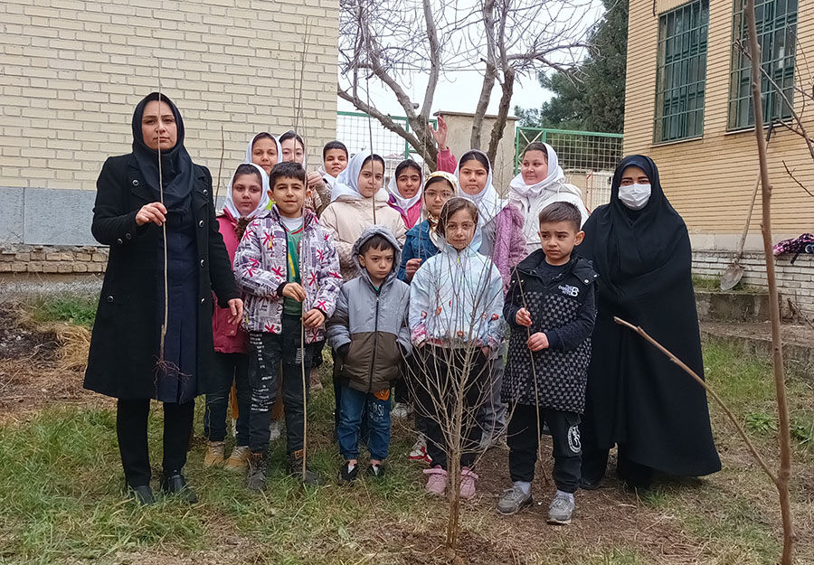 آیین کاشت نهال در کانون بیلهسوار برگزار شد