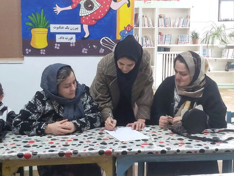عطر باران/برپایی نشست‌های ادبی در مراکز کانون استان اردبیل