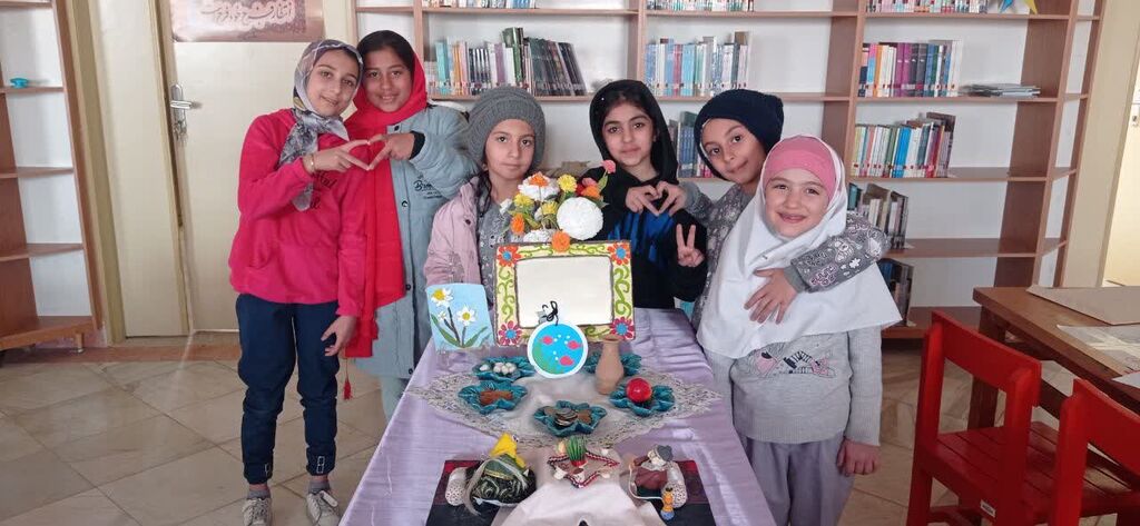 استقبال بهار از معرفی آیین‌های نوروز تا غبارروبی مساجد در مراکز همدان