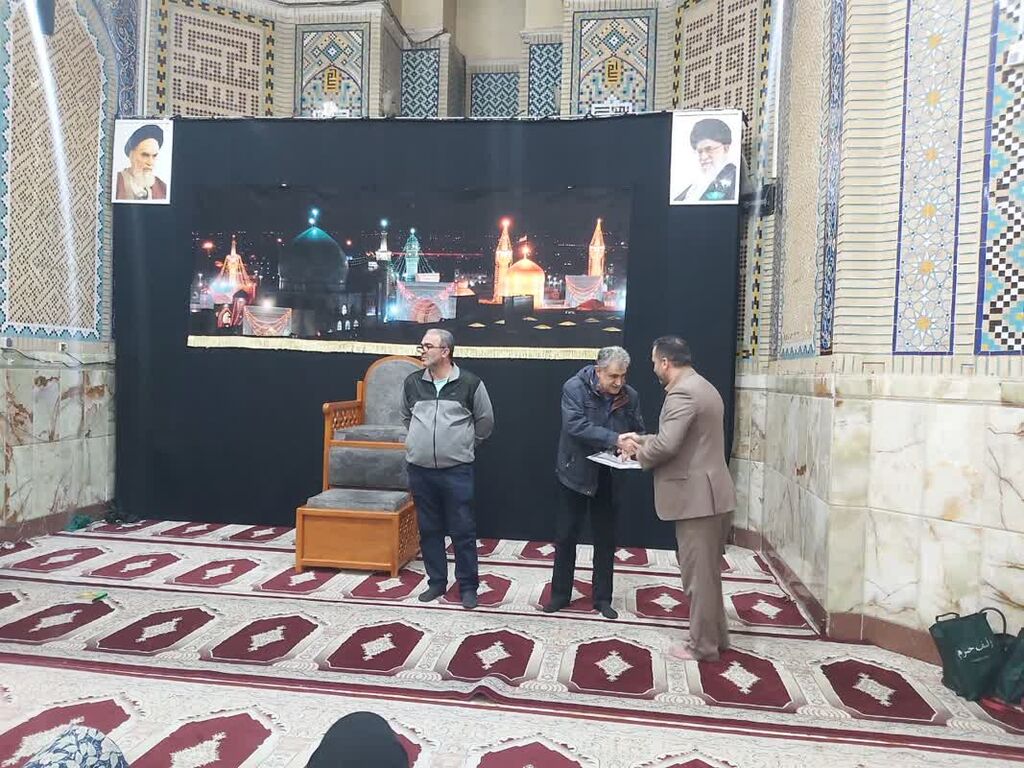 گرامی داشت روز شهدا و تجلیل از ایثارگران کانون البرز در امامزاده طاهر کرج