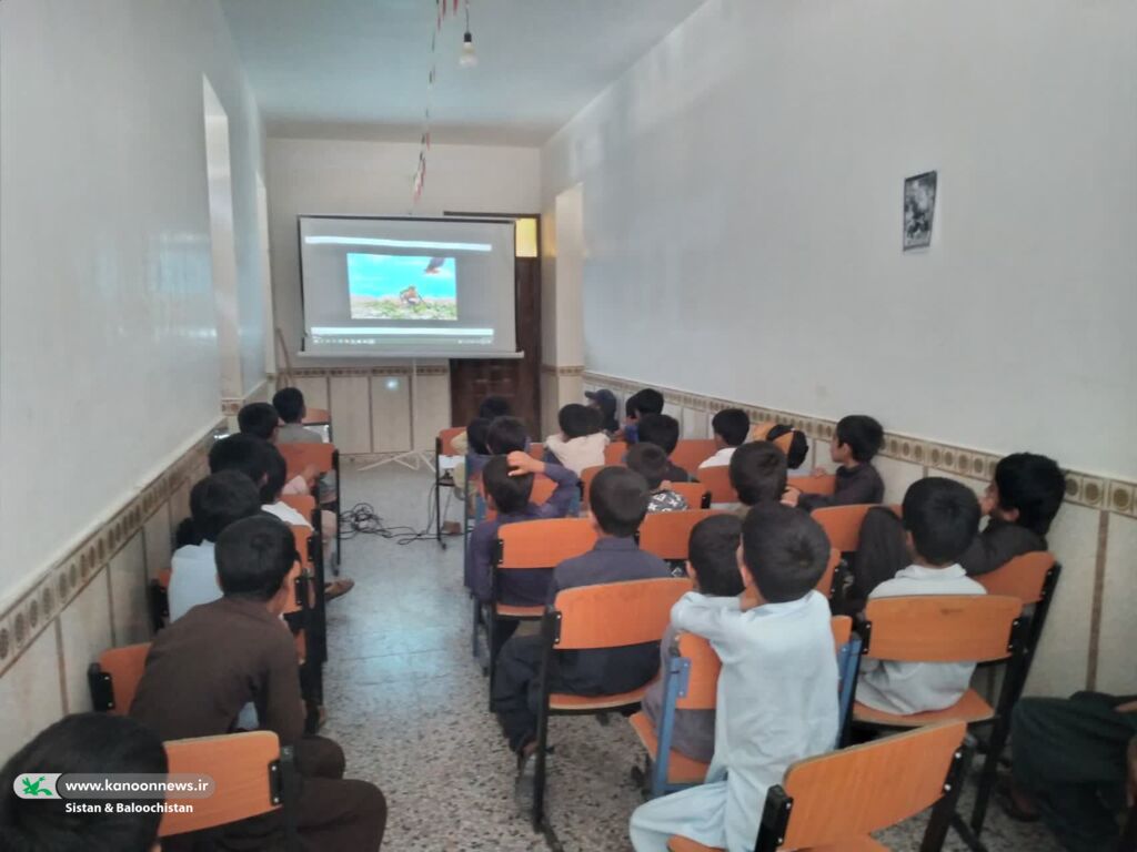 امداد فرهنگی کانون سیستان و بلوچستان در مناطق سیلزده دشتیاری