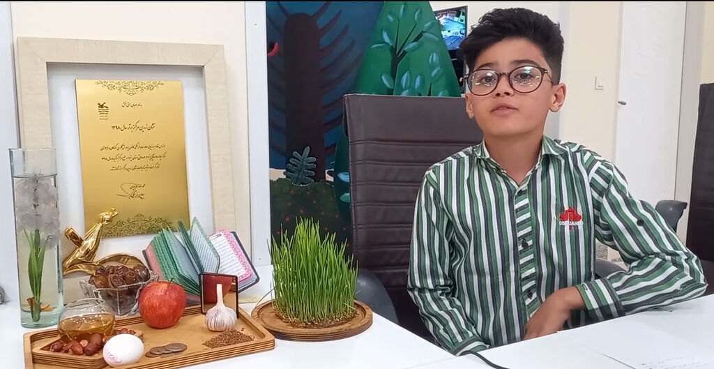 سفره هفت سین کاری از مربی مرکز اشکذر کانون استان یزد هفتسینی به رنگ نوروز و رمضان و کتاب در اشکذر